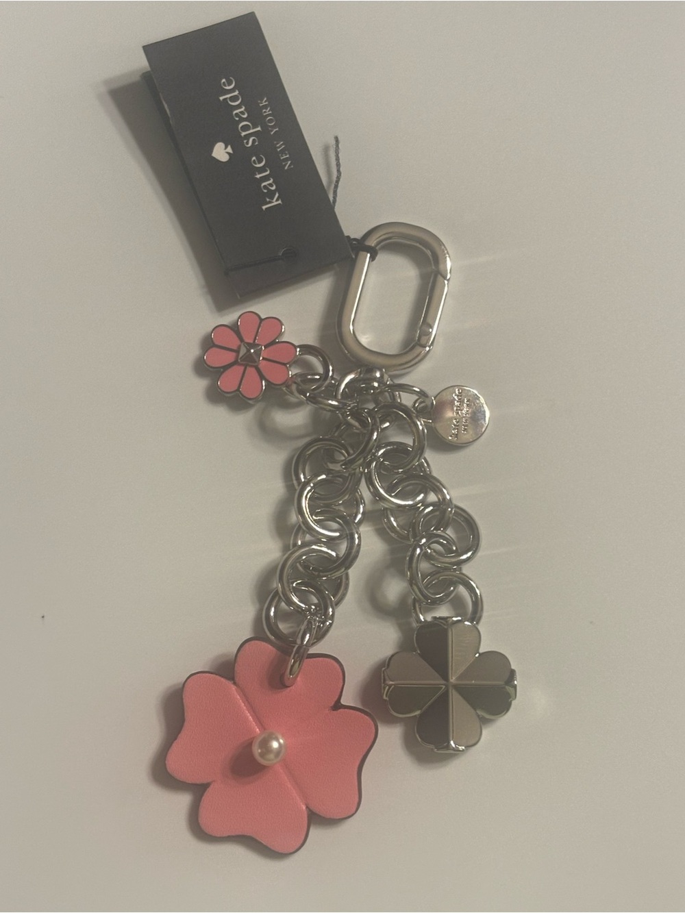 Kate Spade flower bag charm smooth leather construction silver hardware $98 NWT - Picture 3 of 4